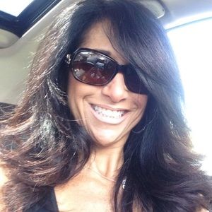 Meet your Posher, Jeanne